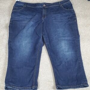 Lane Bryant Women's Capri Jeans Size 26 Distressed See Measurements in Photos